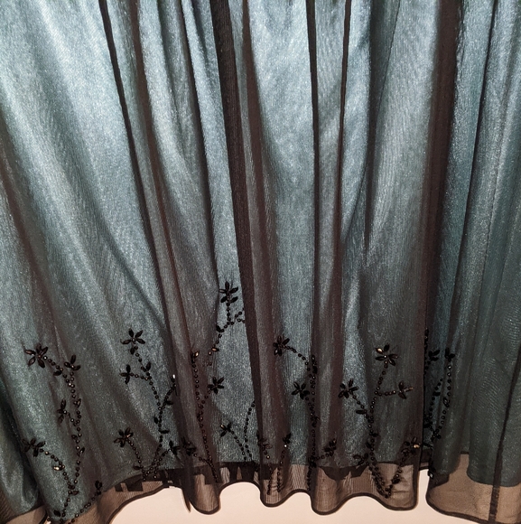 Black and Teal Midi Dress - Picture 4 of 5